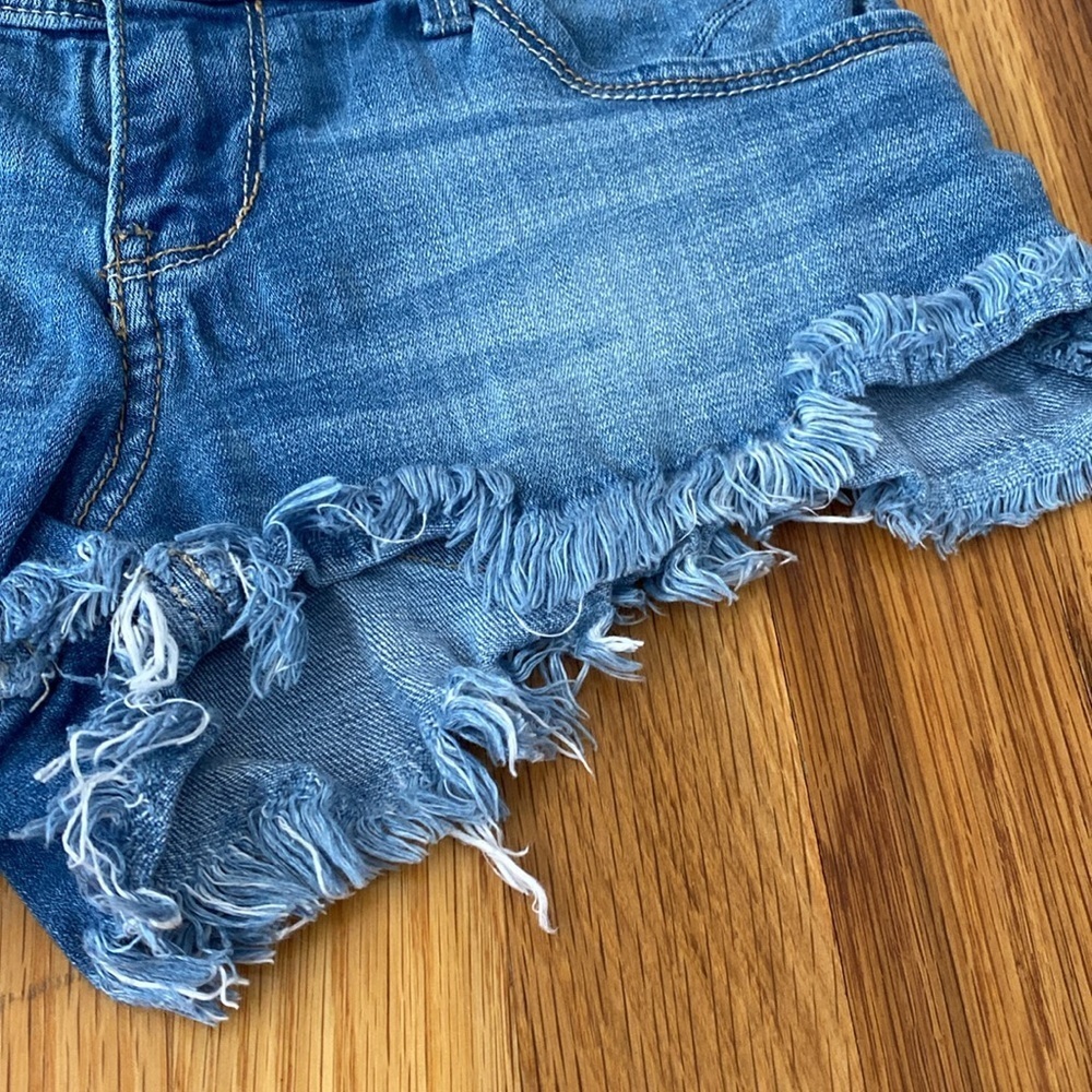 Hollister Women’s Blue Distressed Denim Shorts Size 26 - Picture 3 of 7